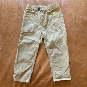 Zara baby boys khaki’s. Size 3-4. Excellent condition!